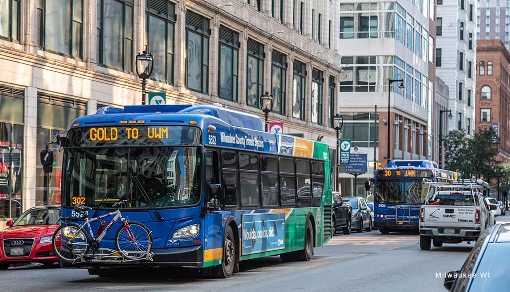 milwaukee wi transit buses