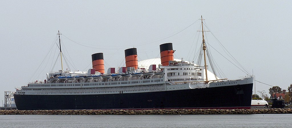 long beach ca queen mary at port